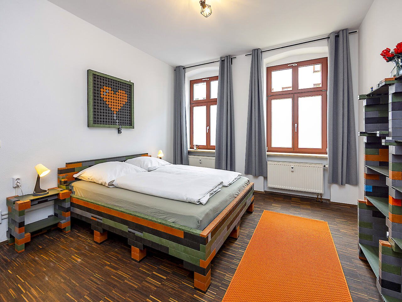 Camera da letto con letto matrimoniale